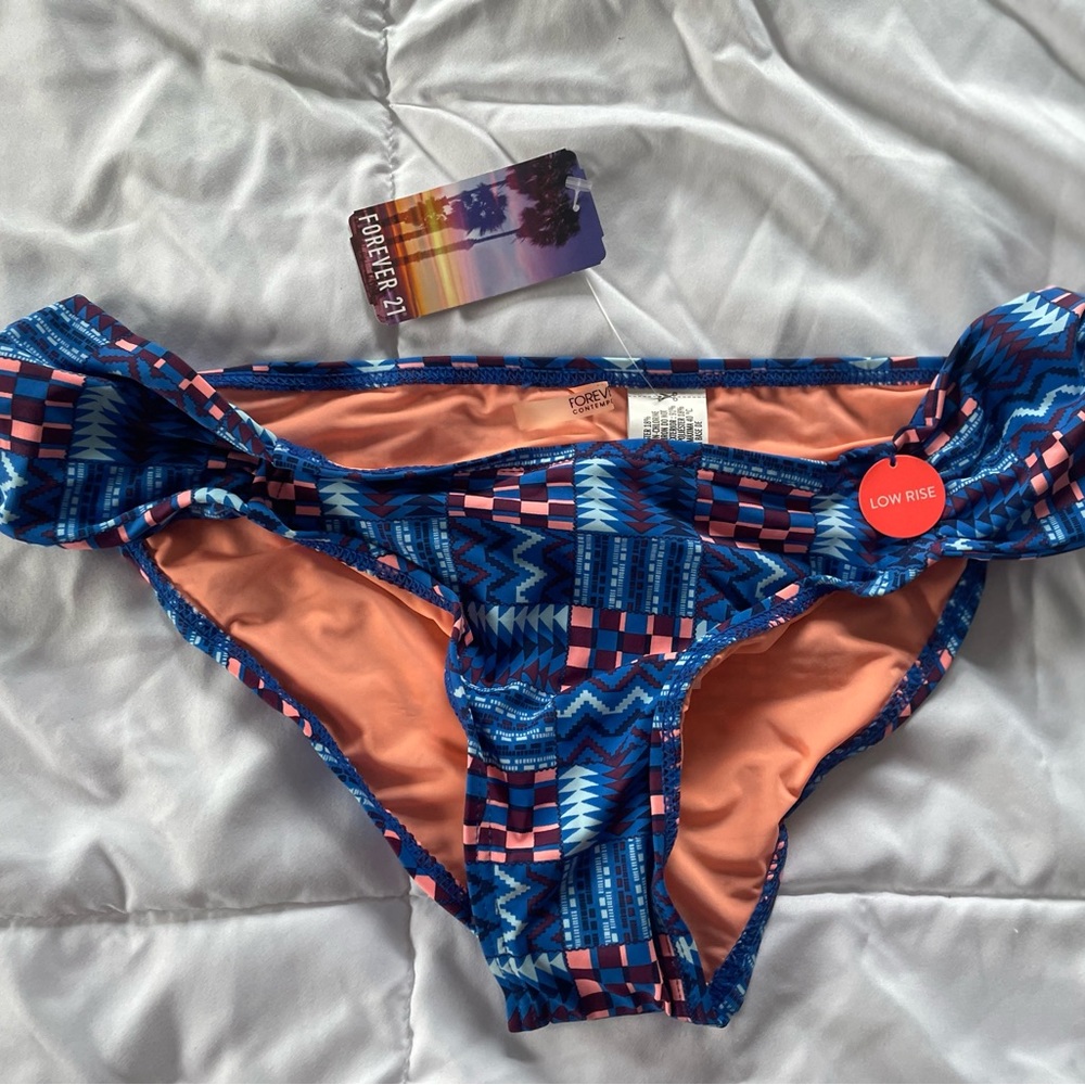 Forever 21 low rise bikini bottom NWT - Picture 1 of 4